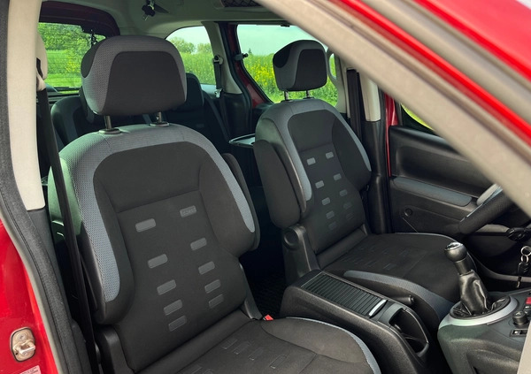 Citroen Berlingo cena 22900 przebieg: 251000, rok produkcji 2011 z Czerwieńsk małe 407
